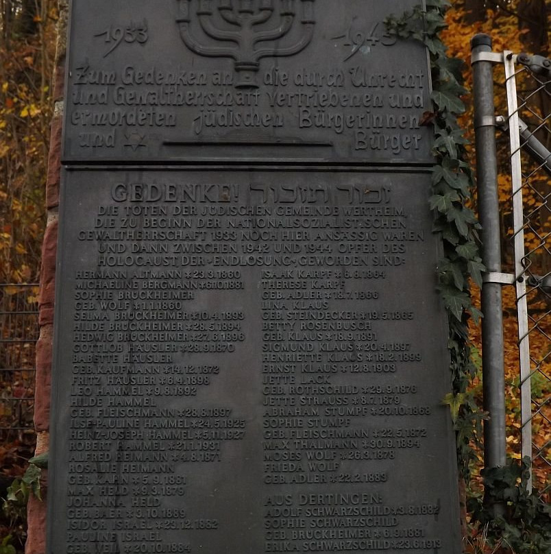 Jewish Cemetery-沃特海姆必去景点