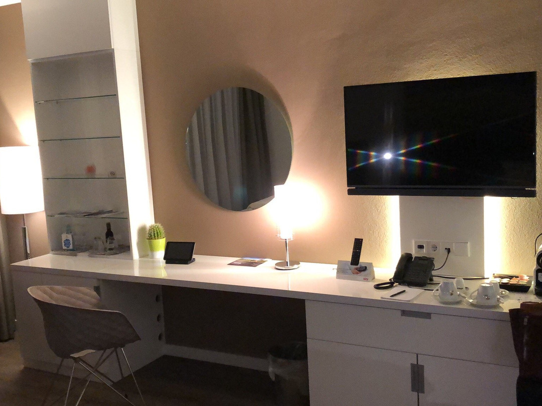 Hotel Absolute Golfresort Gernsheim主图