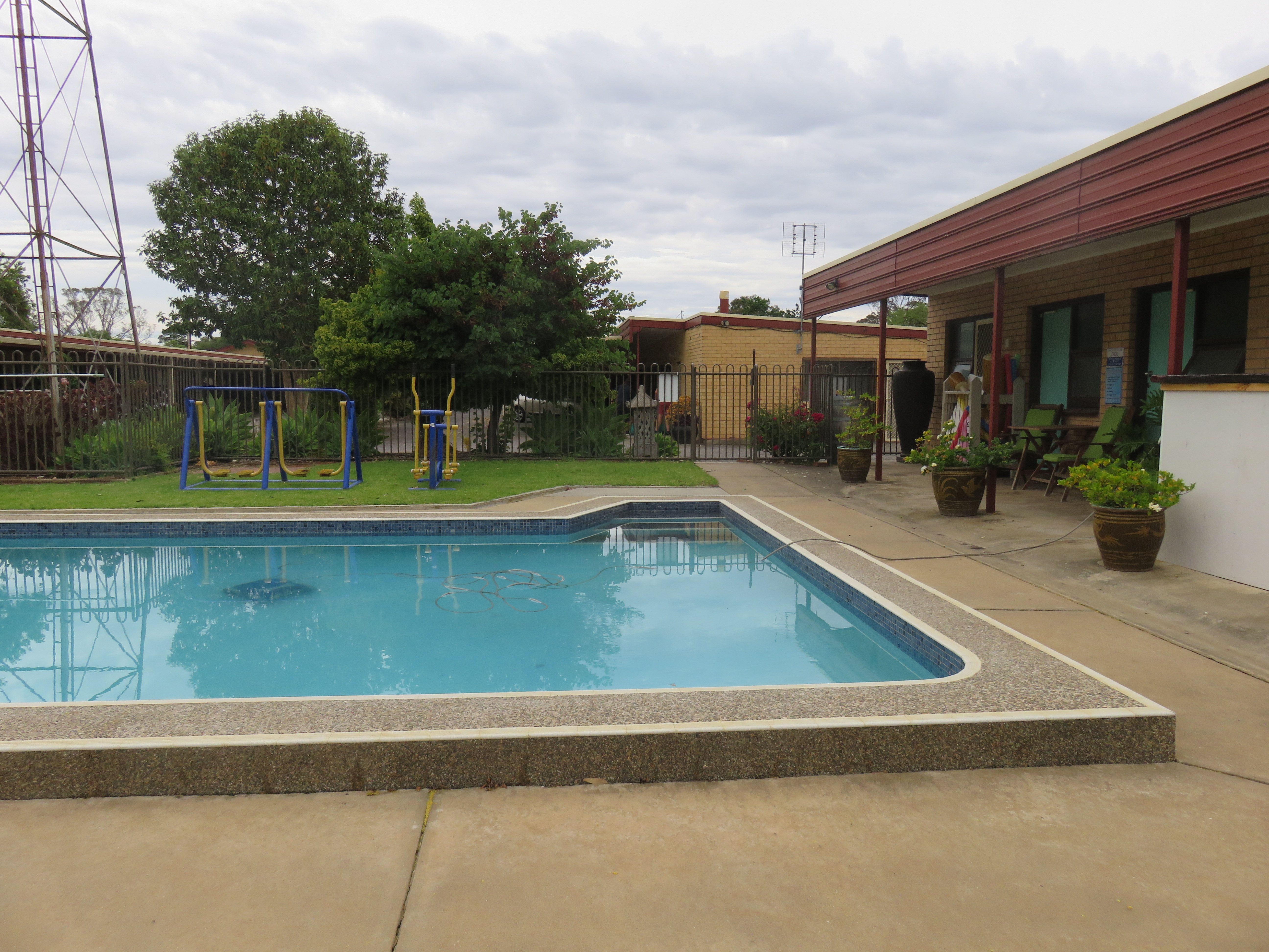 Angaston Vineyards Motel-泳池