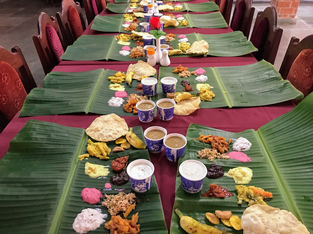 Gods Own Country Resort by Bestinn Leisure主图