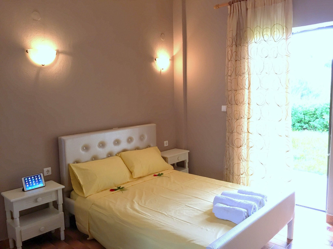 Family Studios Aparthotel主图