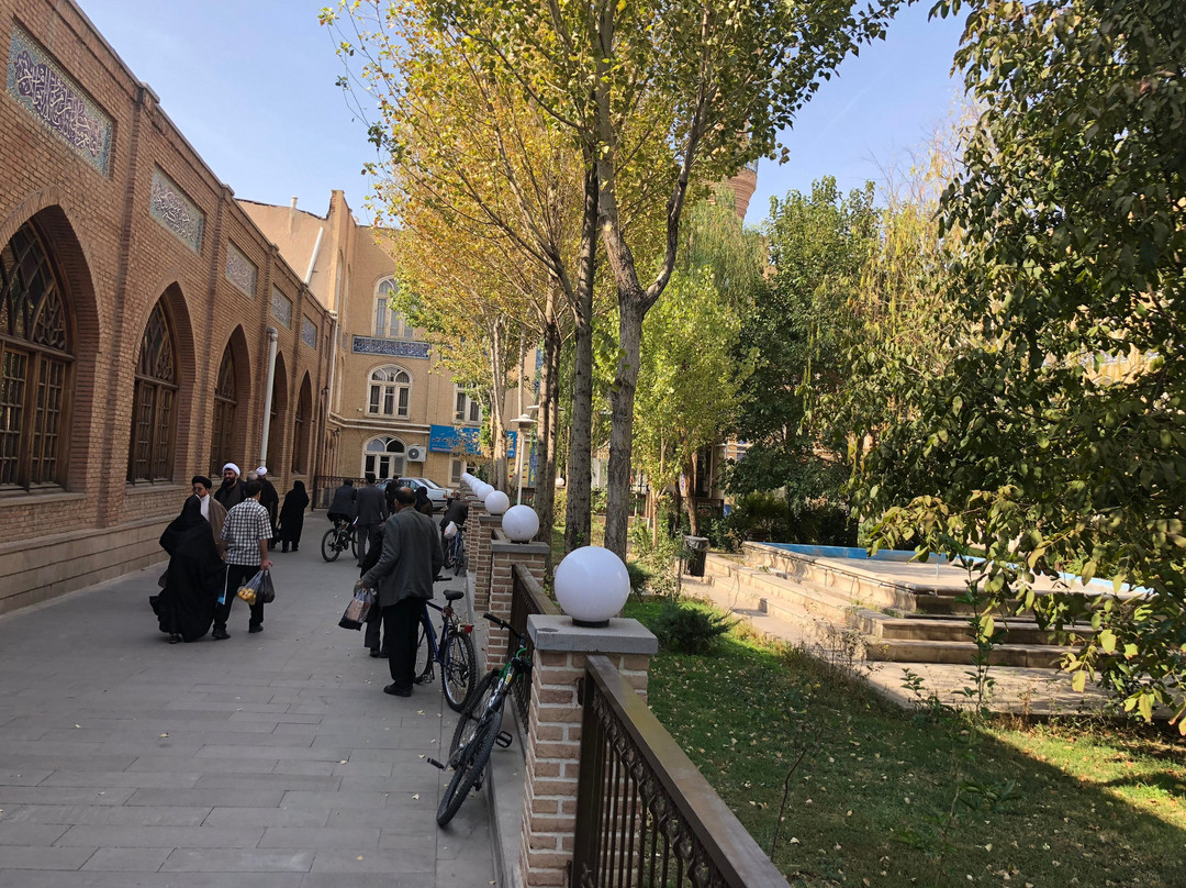 Jame Mosque (Masjid-e-jame)景点图片