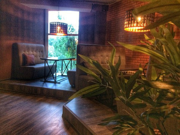 Sosnovyy Bor餐馆和美食-Gastronomiya