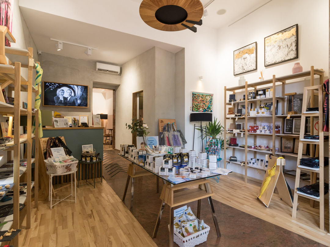 Stari Grad旅游景点-Tricikl Art Craft Gift Shop