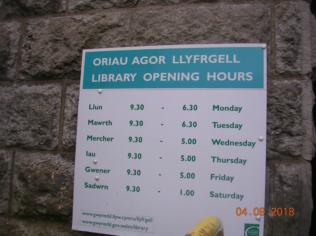 Caernarfon library景点图片