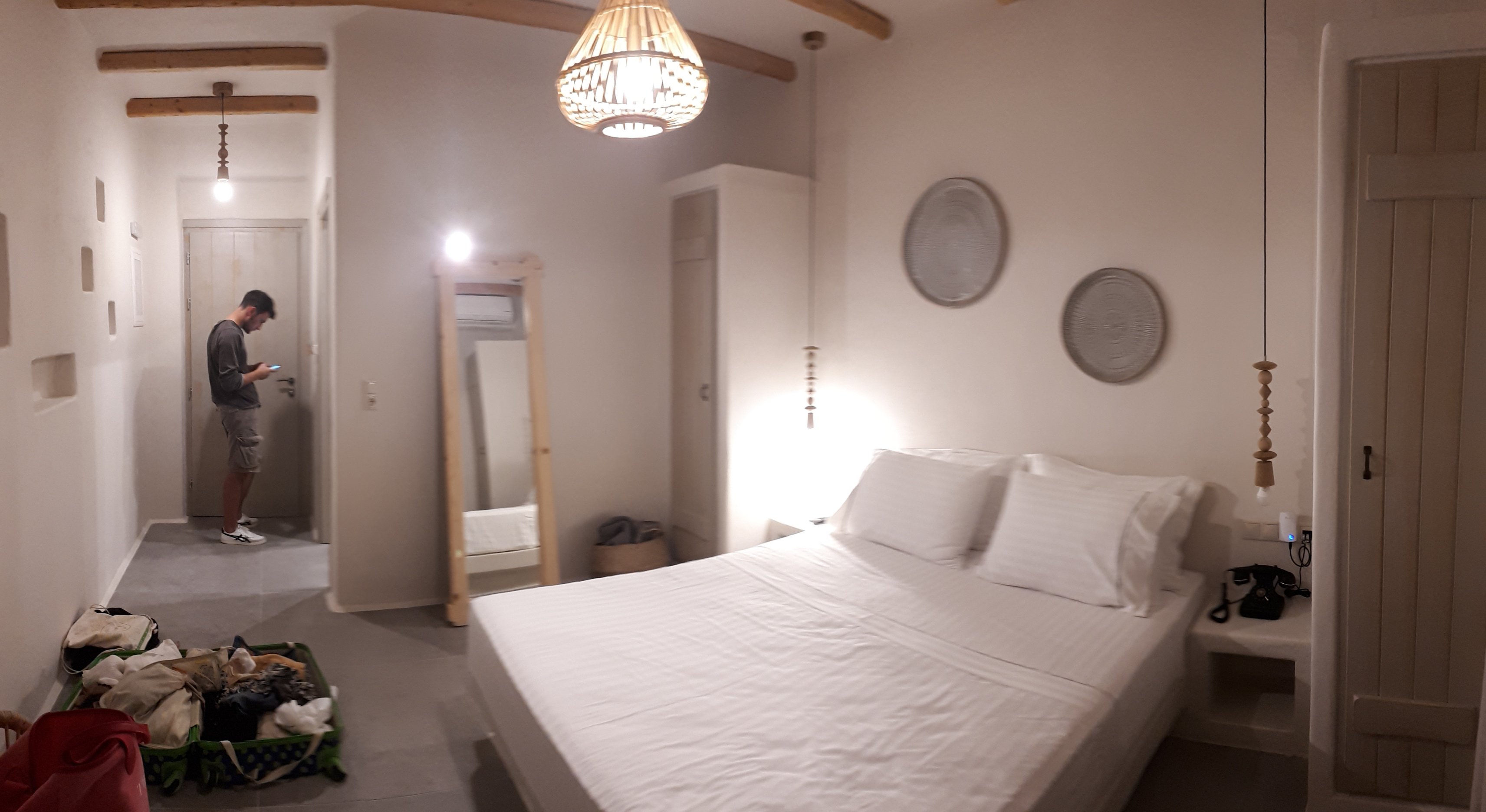 Ampelos Suites-官方