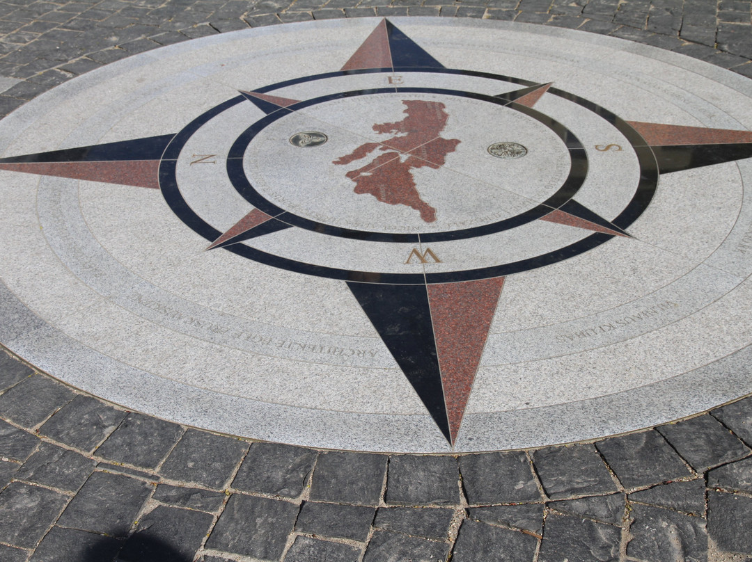 Vilnius Compass-维尔纽斯必去景点