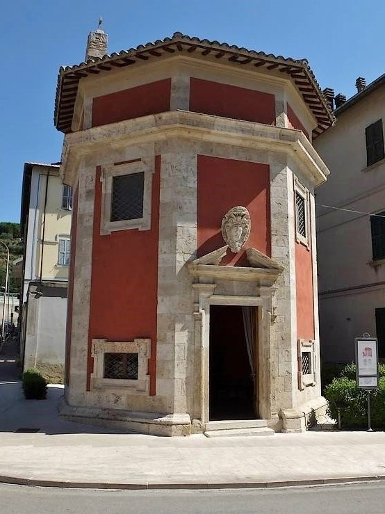 Tempietto di Sant'Emidio Rosso景点图片