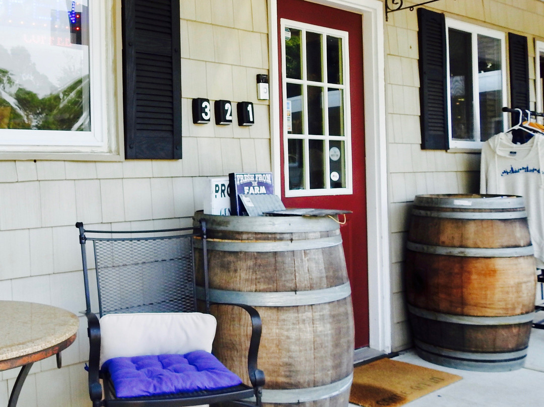 詹姆士港乡村酒店主图