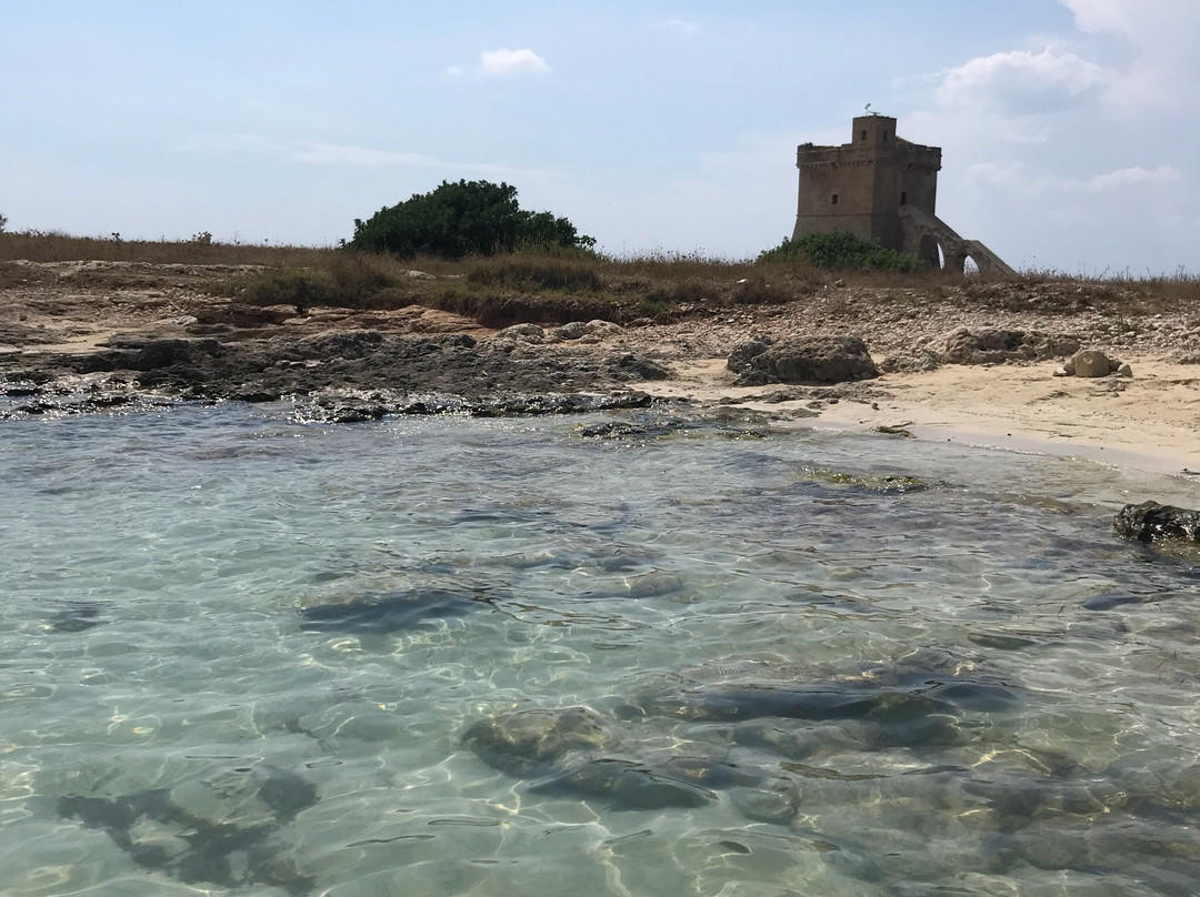 Spiaggia di Torre Squillace景点图片