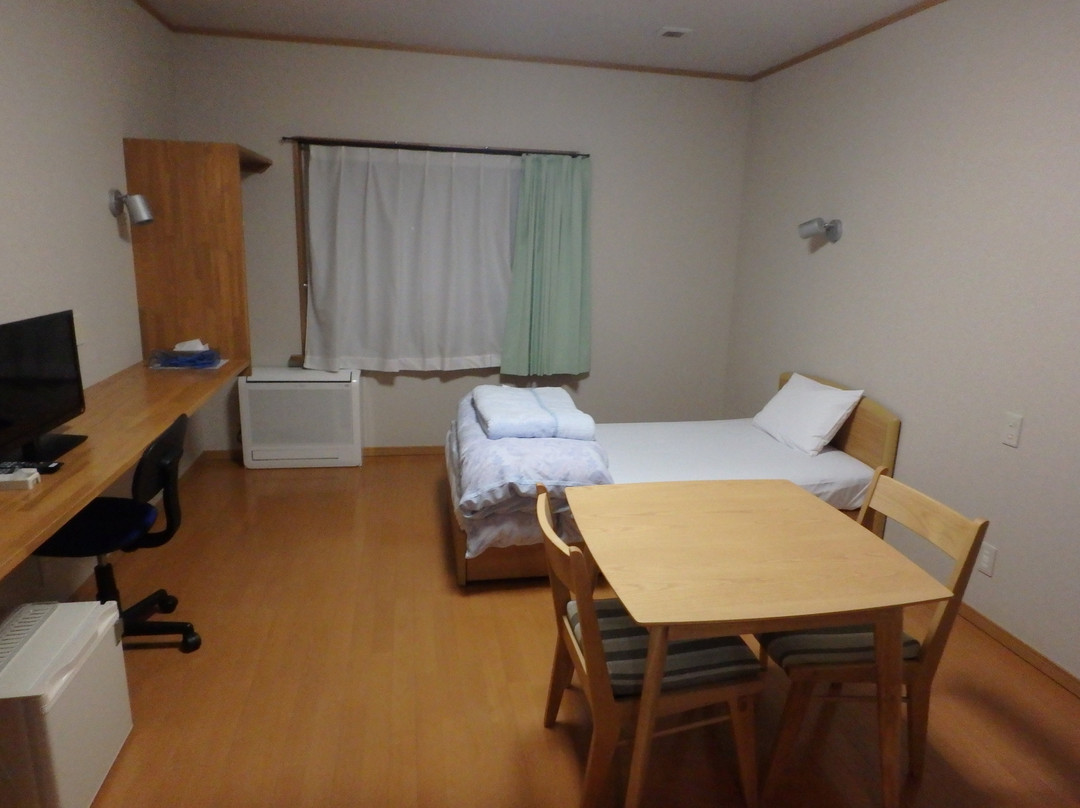 六所村酒店住宿-Business Inn Club