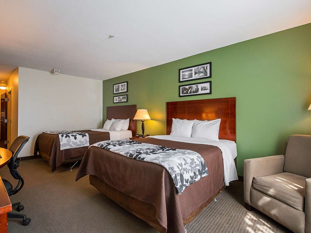 Sleep Inn & Suites主图