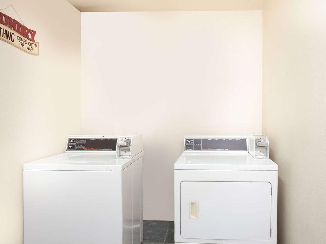 Super 8 by Wyndham Yuma主图