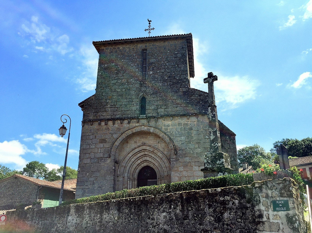 Eglise Saint-Julien-de-Brioude-Montrol Senard必去景点