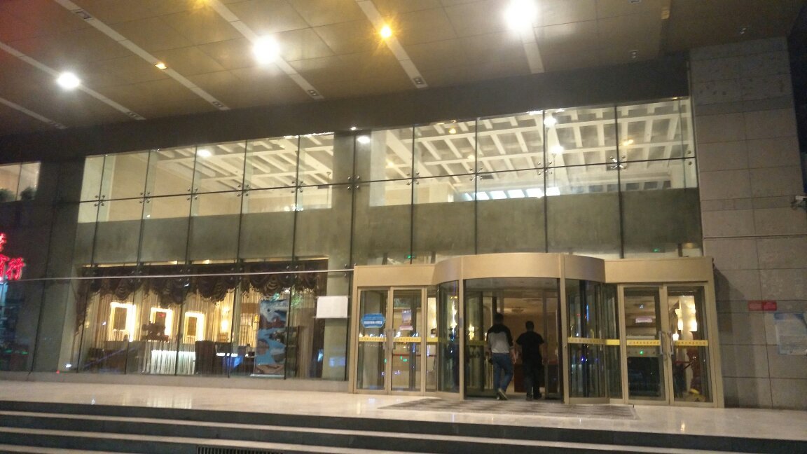 億隆大酒店-官方