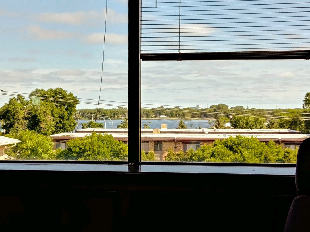 Moore Lake Park and Beach景点图片