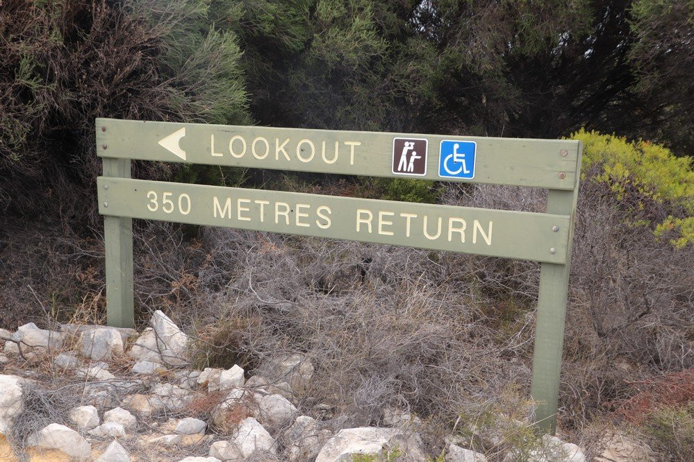 Molah Hill Lookout-朱里恩湾必去景点