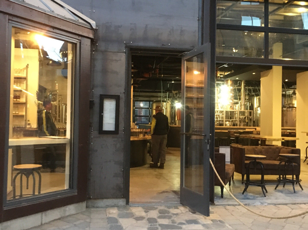 Shelter Distilling景点图片
