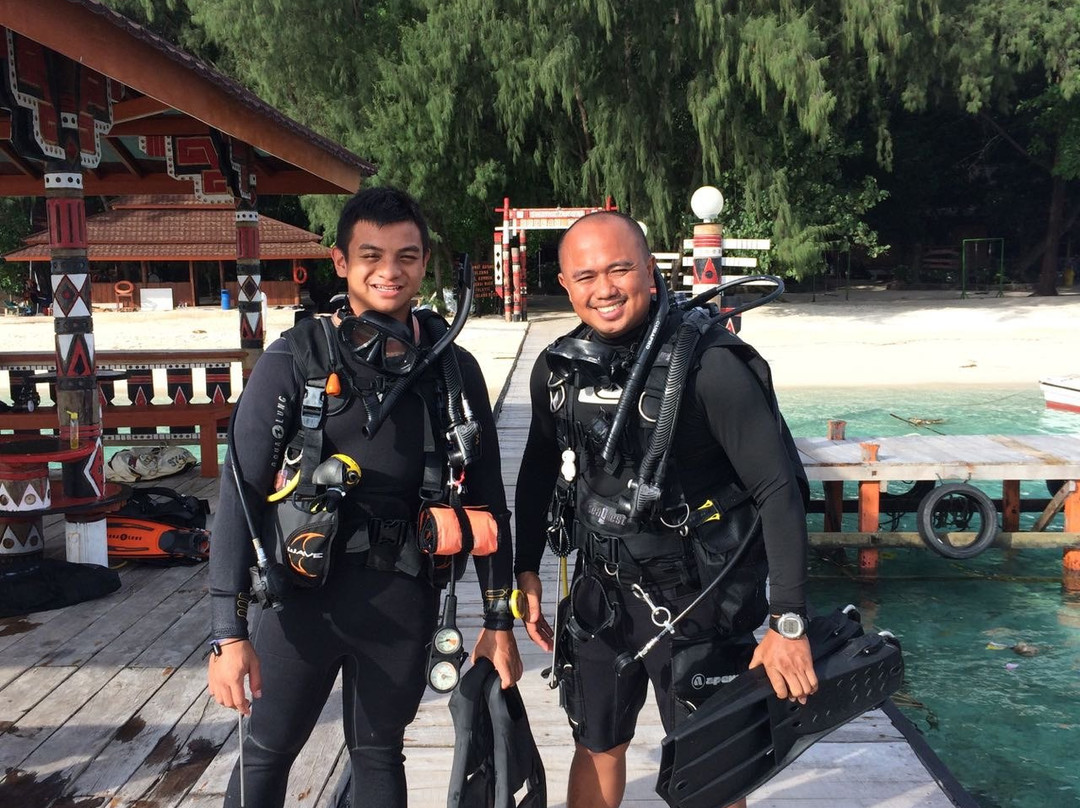 Guerilla Dive Indonesia-雅加达必去景点