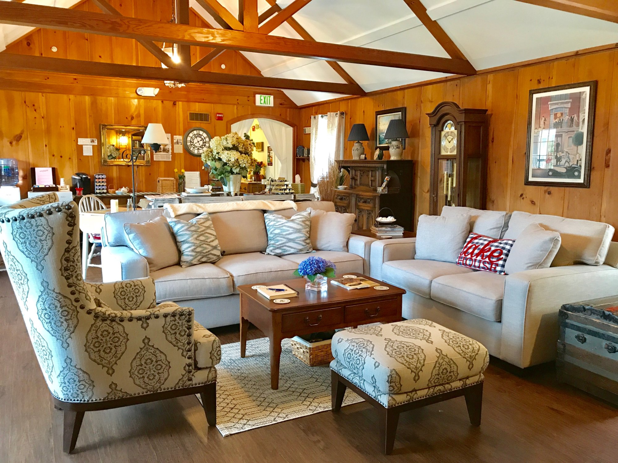 Lantern Inn Bed & Breakfast-官方
