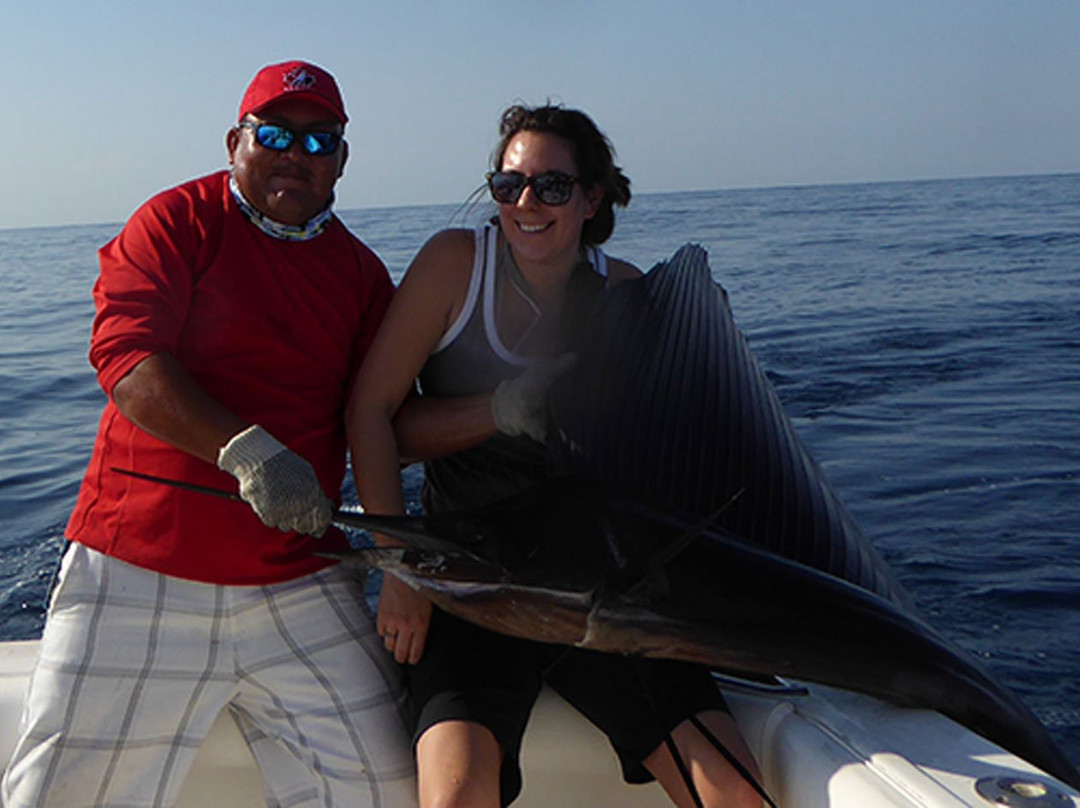 Mad Marlin Sport Fishing-Crucecita必去景点