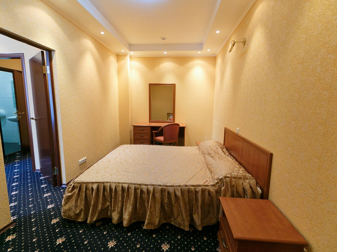Business Hotel Irbis主图