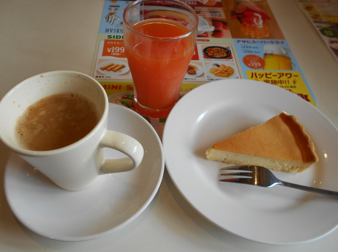 ガスト 館山東店