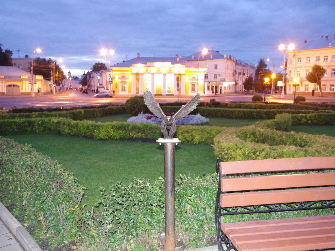 Monument to the Memorable Nail景点图片