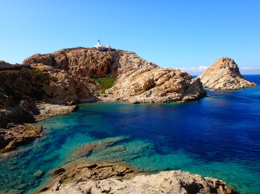 Phare de la Pietra-Ile Rousse必去景点
