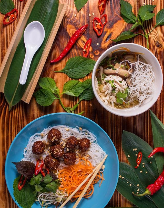 Viet Bar