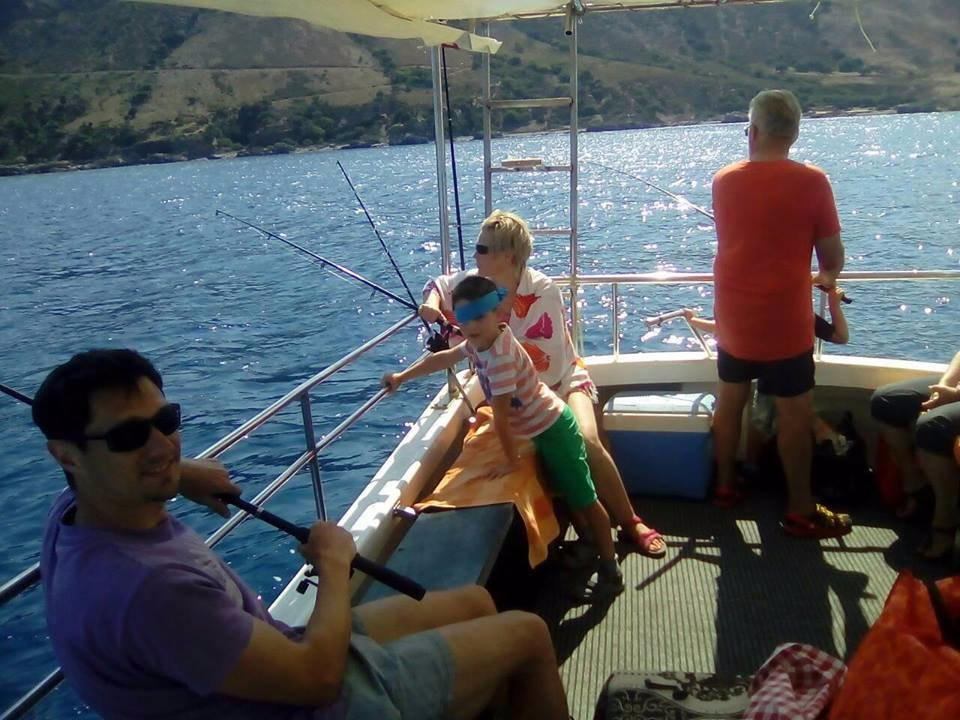 Sargos Boat Private Trips-Trachilos必去景点
