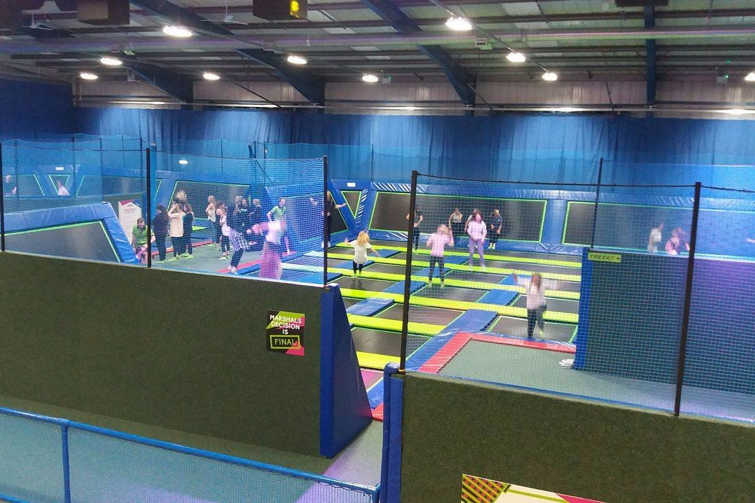 Rebound Trampoline Park-赫尔河畔金斯顿必去景点