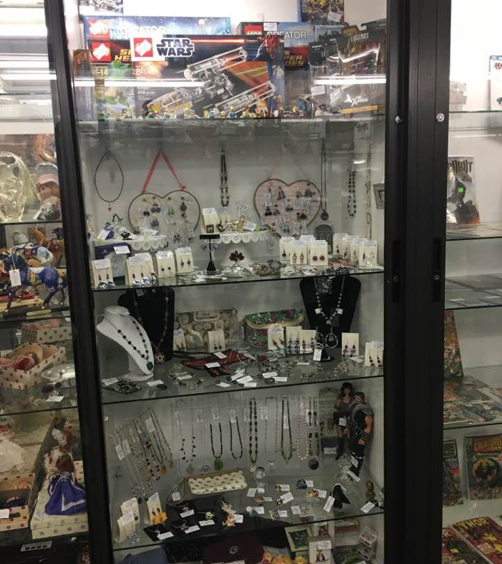 Brass Armadillo Antique Mall-Wheat Ridge必去景点