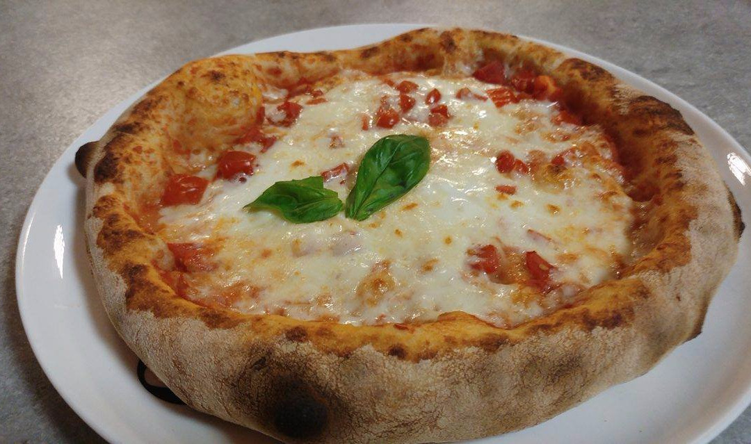 Cerreto Castello餐馆和美食-Pizzeria Paradiso