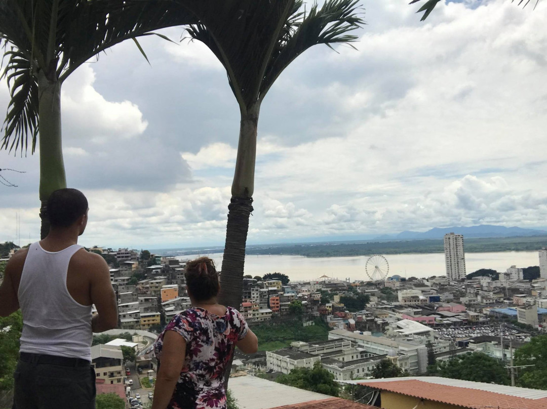 Monumento al Sagrado Corazon de Jesus-瓜亚基尔必去景点