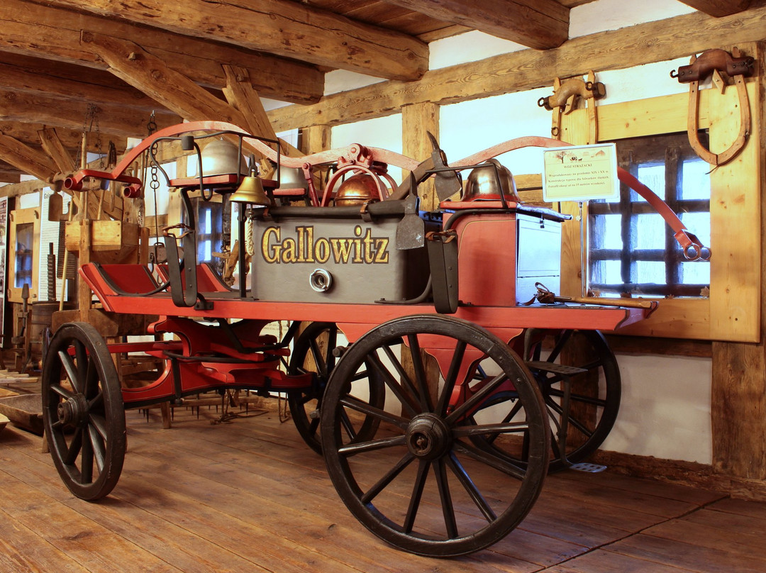 Coach Museum in Galowice景点图片