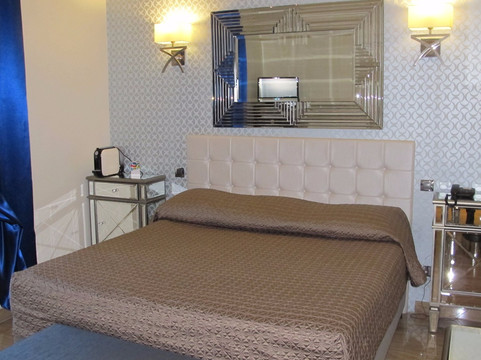 莫利斯酒店主图