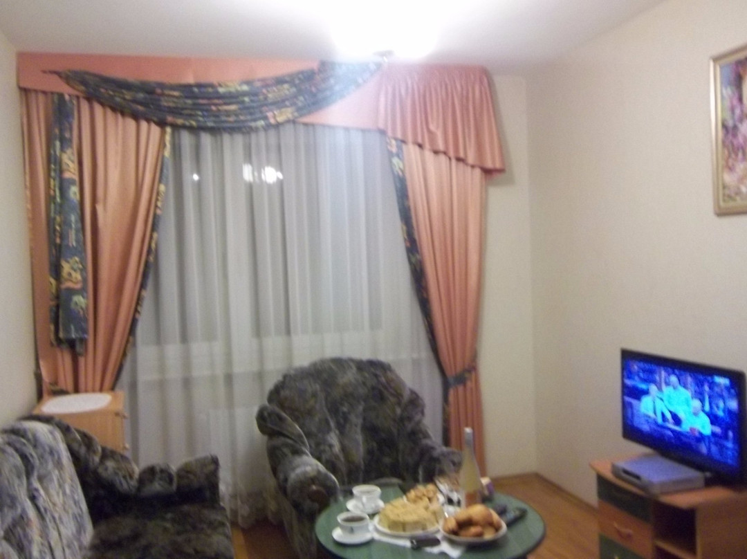 Linas Hotel主图