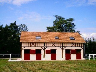 Gite de Charleval-官方