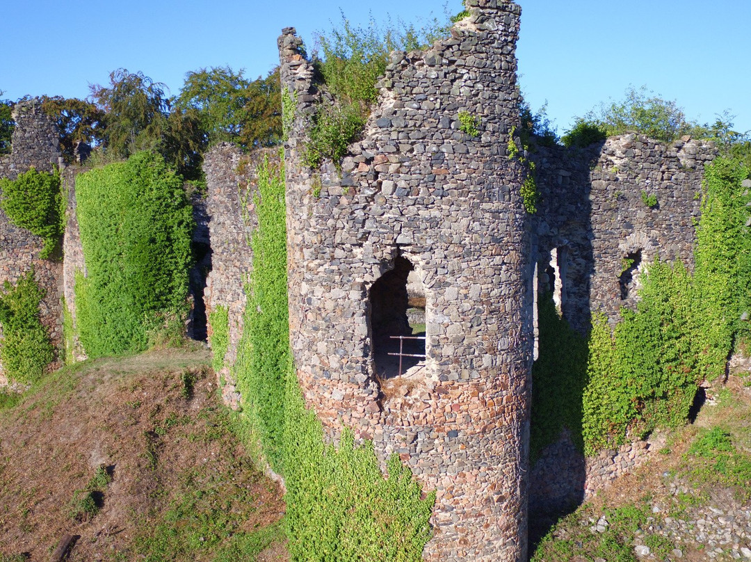 Château de Montgilbert景点图片