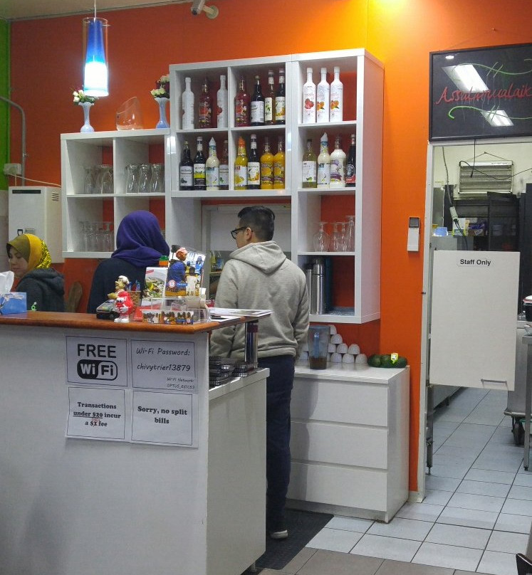 Vietnamese Noodles & Curry House