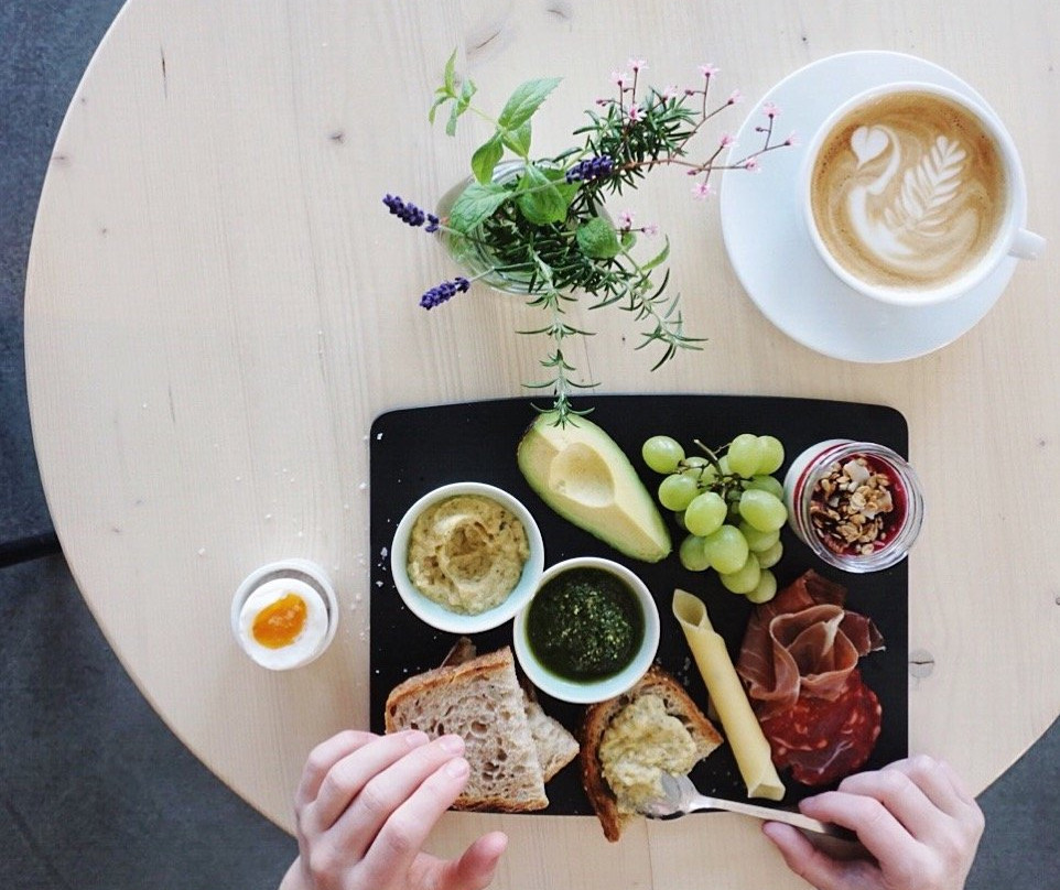 科帕伏古餐馆和美食-Kruderi Kaffitars