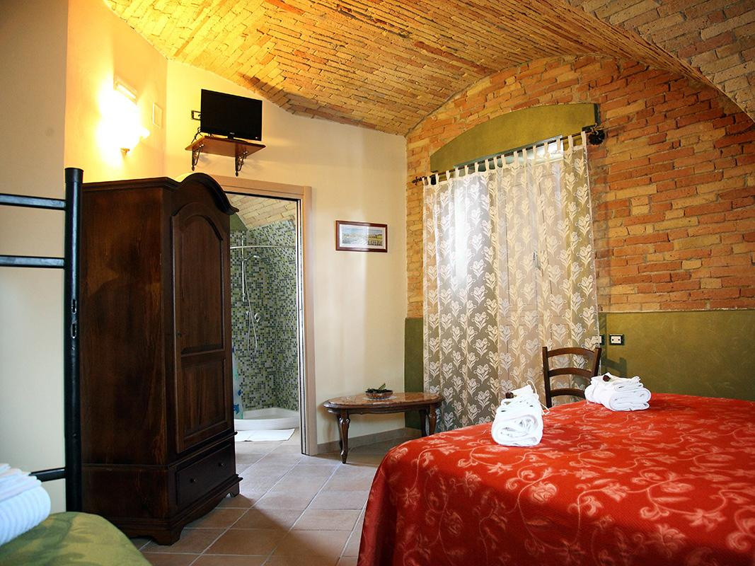 Pianella酒店住宿-La Perla Del 700 B&B