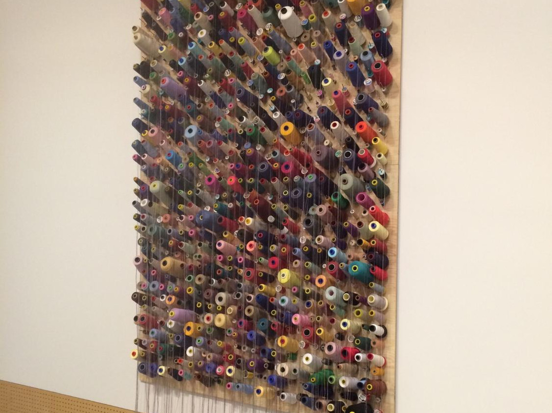 Gordon Smith Gallery of Canadian Art-北温哥华必去景点