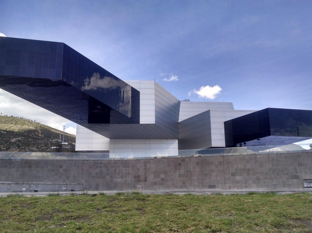 Santo Domingo de los Colorados旅游景点-Edificio de la UNASUR