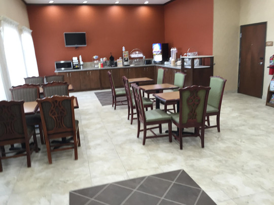 La Bonita Inn & Suites主图