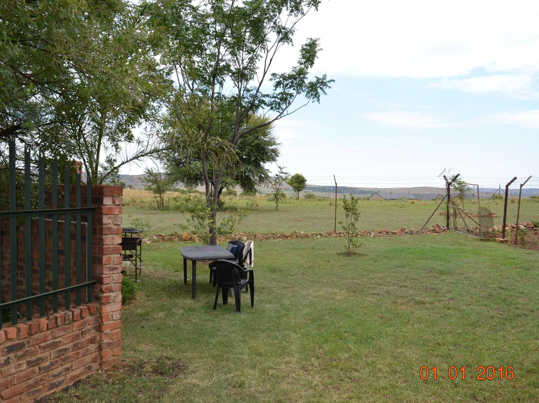 Apricot Hill Farm主图