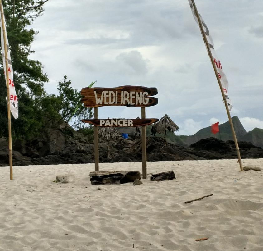 Wedi Ireng Beach-巴纽旺宣必去景点