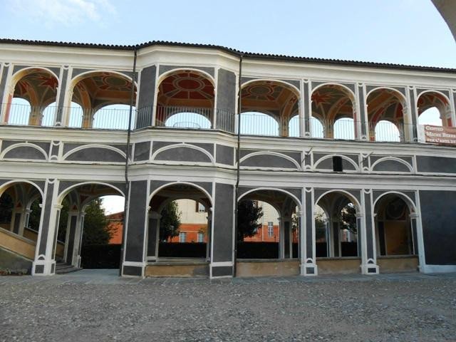 Palazzo Sarriod de La Tour景点图片