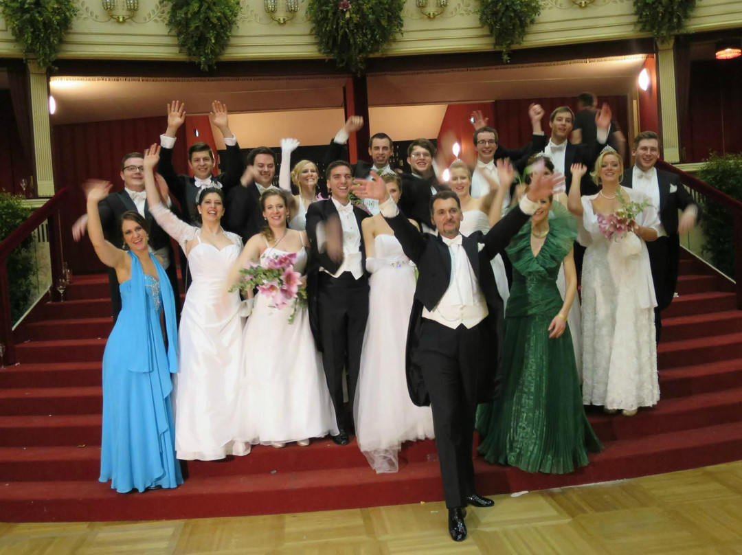 Tanzschule Svabek die Wiener Opernball Tanzschule-维也纳必去景点